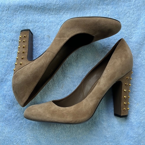Gucci Shoes - Gucci Jacquelyne Suede Studded Pumps 42